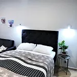 Superior Blue Przy Plazy- Free Pool, Saunas, Jacuzzi, Fitness, Salzgrotte Lägenhet *