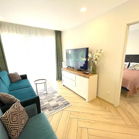 Superior Blue Przy Plazy- Free Pool, Saunas, Jacuzzi, Fitness, Salzgrotte Apartment *