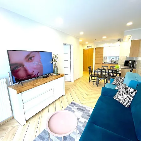Apartment Superior Blue Przy Plazy- Free Pool, Saunas, Jacuzzi, Fitness, Salzgrotte Kolobrzeg